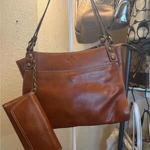 Patricia Nash Romina Tote & Wallet